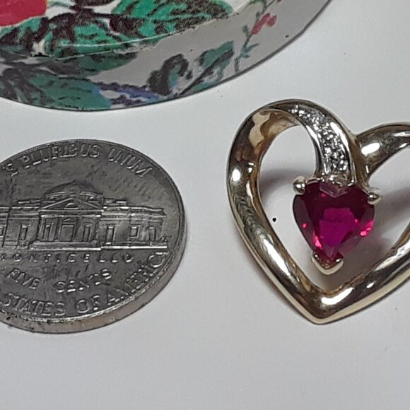 1.0ct Lab Created Heart Cut Ruby Diamond Open Heart 10K Y/Gold Slide Pend #20273 - Picture 4 of 5